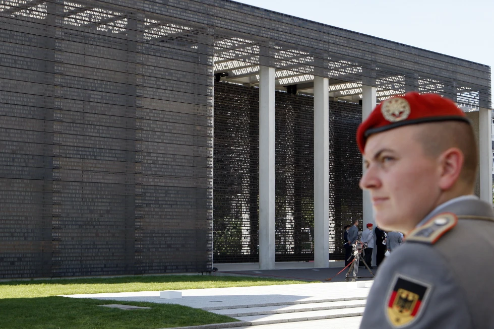 German parliament decides to celebrate military service with annual Veterans’ Day