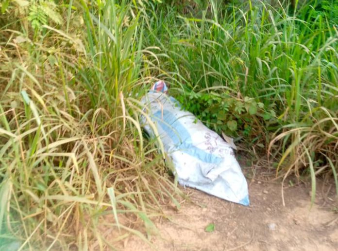 Afrangua residents discover dead body in a sack in front of church