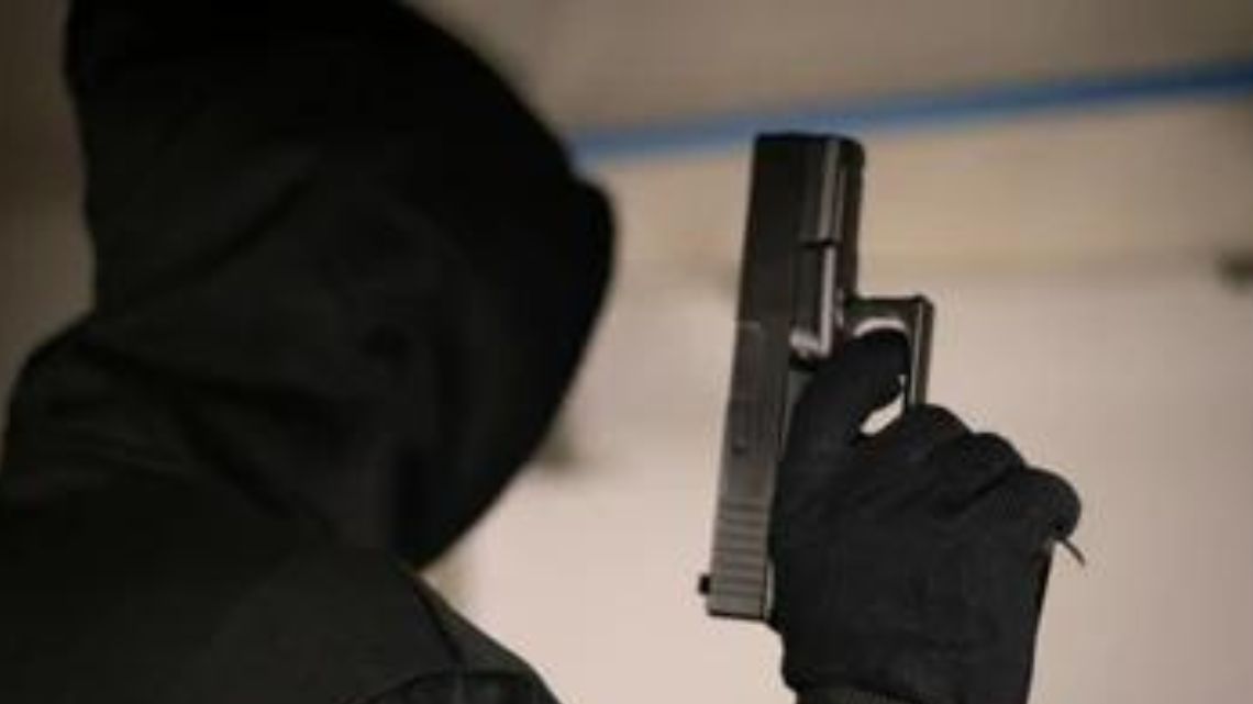 Armed robbers bolt away with GHC1M  in Amansie West district