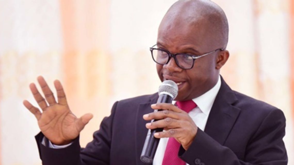Only individuals suffering from unconscious incompetence would blame depreciating cedi on NPP gov’t – Dr. Stephen Amoah