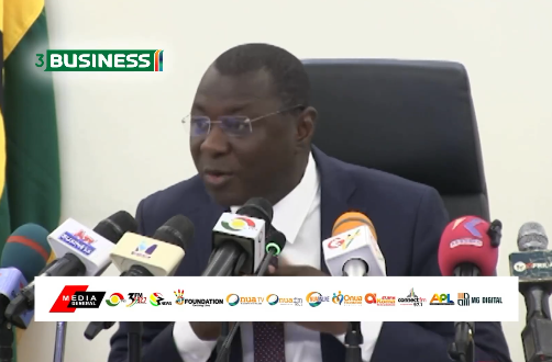 Dollar’s strength, seasonal demand for forex, payment of contractors: Gov’t’s reasons for cedi depreciation