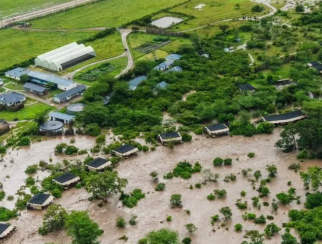Kenya declares national holiday to mourn victims of flooding