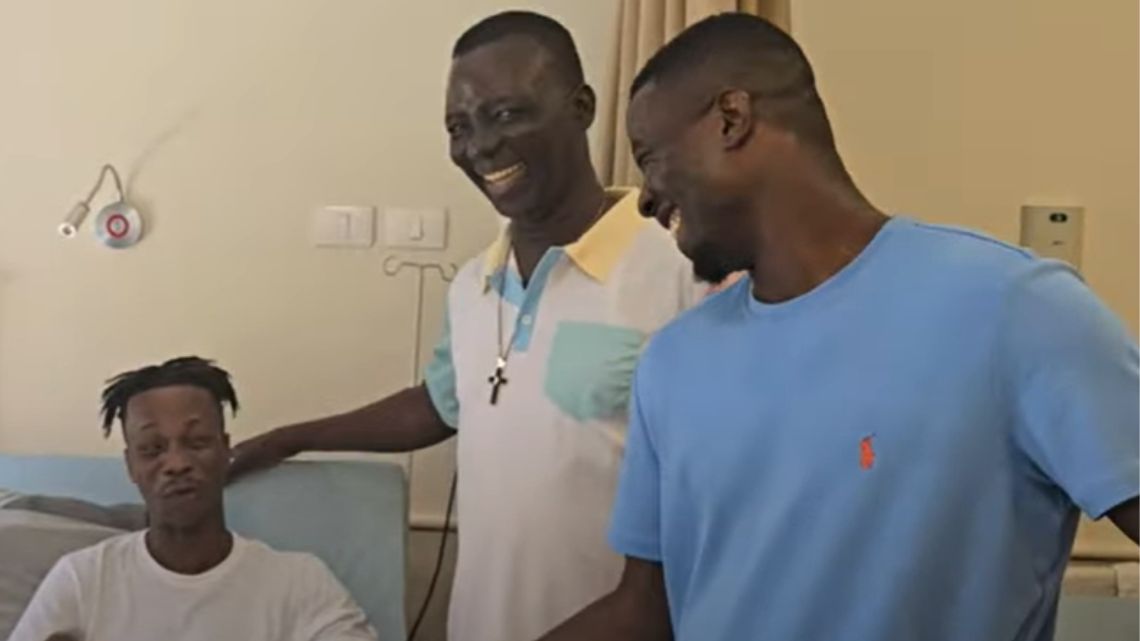 Kwaku Manu visits KK Fosu and Bless after fatal accident