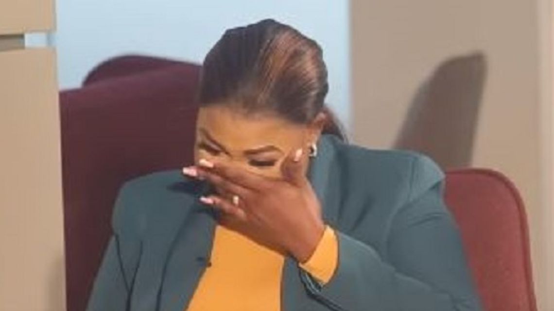 Actress Naana Brown breaks down on TV over divorce rumors