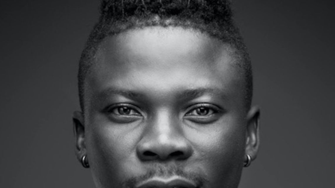 ‘Be wise’ – Stonebwoy’s response to a netizen for labeling him stingy