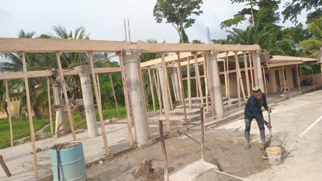 Akwatia MP and Denkyembour DCE clash over funeral ground project
