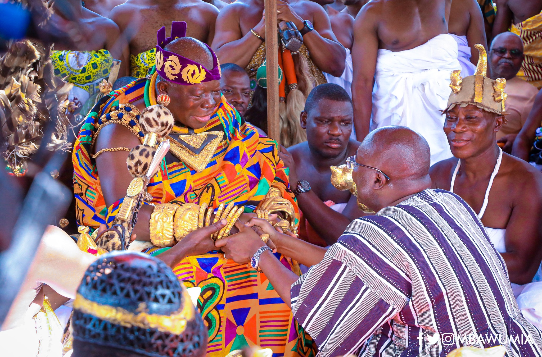 I’ll keep you in my prayers ahead of December polls – Otumfuo to Bawumia