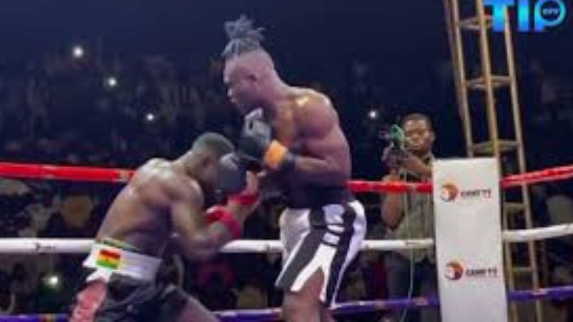 Video: Freezy Macbones defeats Ibrahim Labaran in the fourth round of the ‘Power of the Fist’ match