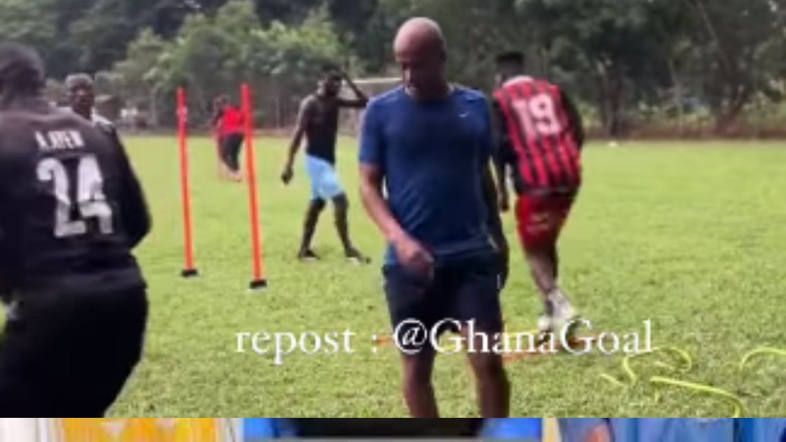 Video: “We no go call am back again” – Ghanaians reacts to Dede Ayew training