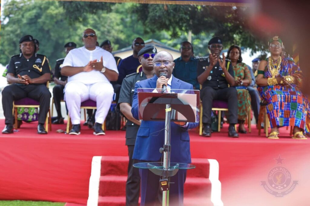 Bawumia cut sod to open ultra-modern police shop in Accra
