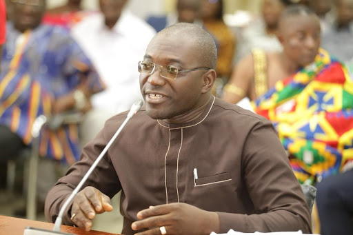 Minister urges contractor to fund Mallam market project from his pocket