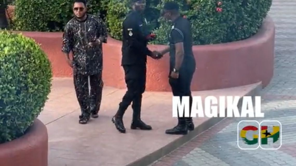 Video: The moment Chef Smith was arrested