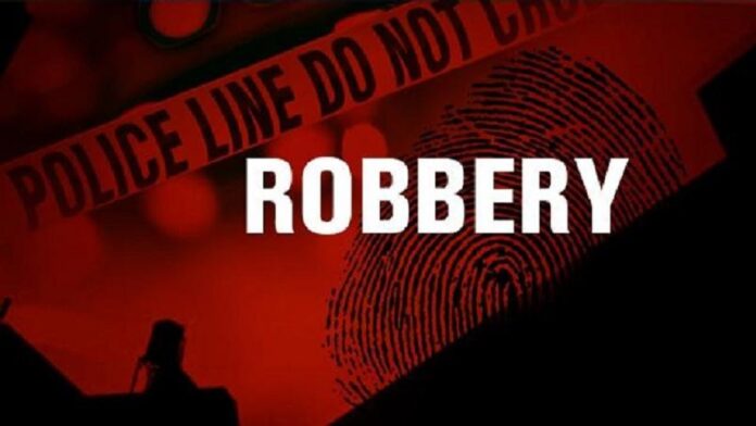 Kumasi: 20 passengers robbed at gunpoint on Tweapease-Mfensi stretch
