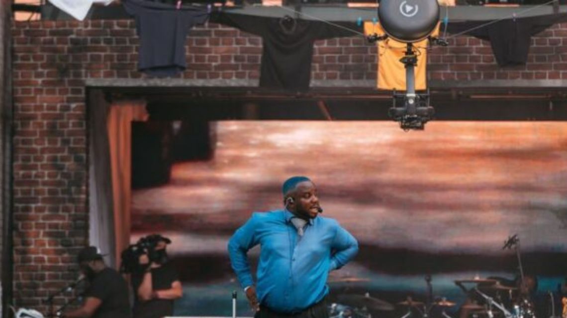 “Biggest 1 minute of my career !!” – Sabinus thanks Burna Boy after successful show in London