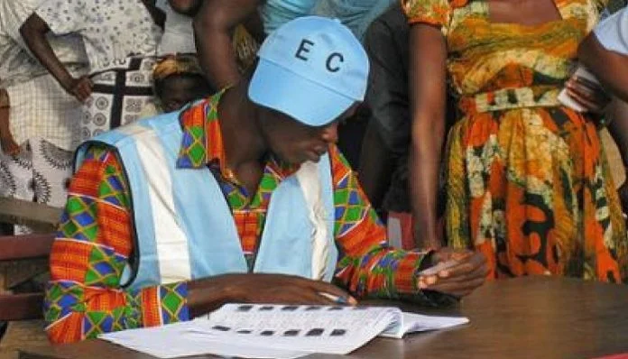 EC begins nationwide voters’ exhibition on Tuesday