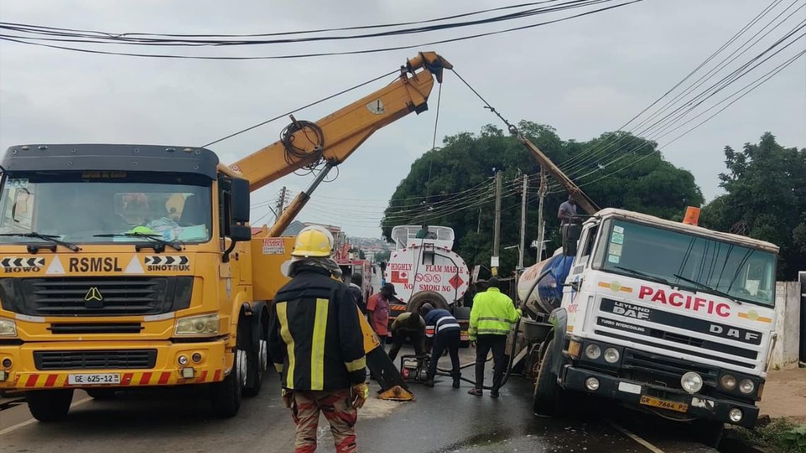 DAF fuel tanker overturns at Odorkor Tarrazo
