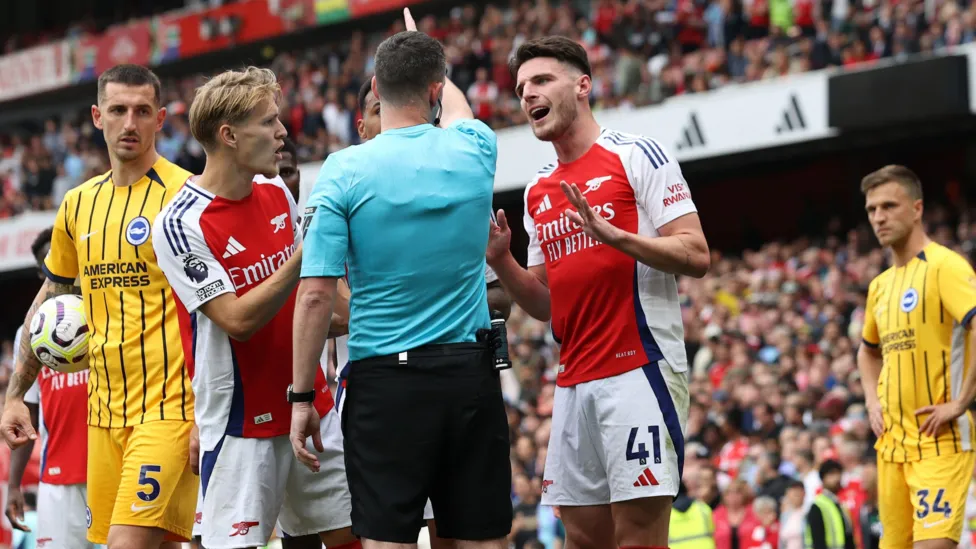 Key Match Incidents panel declare Referee Kavanagh showing Rice a red card was right