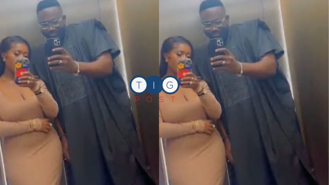 Delay spotted with mystery man, sparks dating rumors