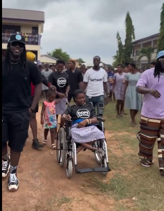 DopeNation donates wheel chair to physically challenged girl dancing to ’Zormizor’