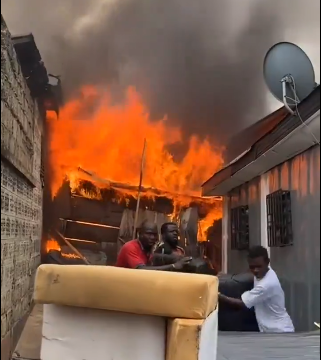 Fire guts house in Kumasi Alabar, residents concerned about GNFS’ effectiveness
