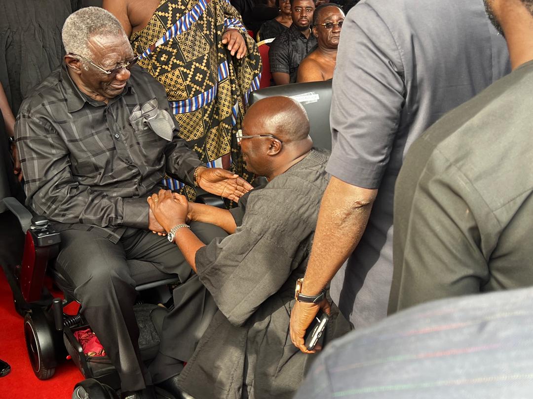 I need 6 men to push me around like a baby – Kufuor