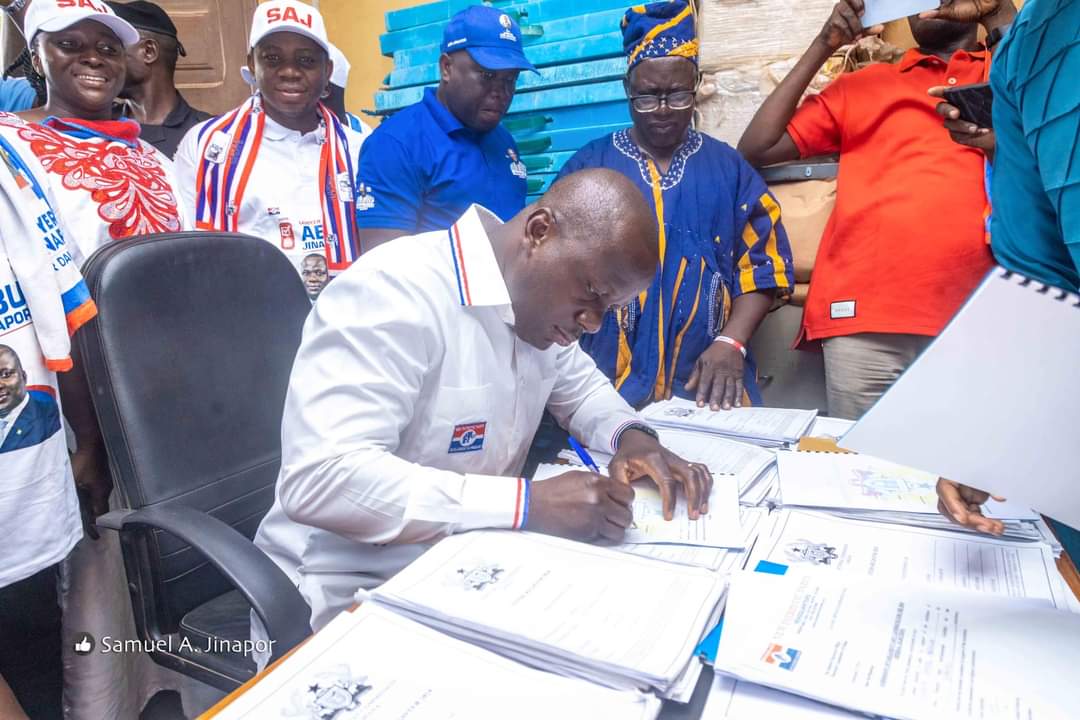 Abu Jinapor files nomination forms for Damongo seat; calls for unity