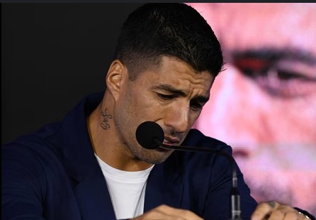 Luis Suárez retires