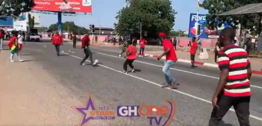Video: Some members of #FixTheCountry movement play football on 37 Roundabout road