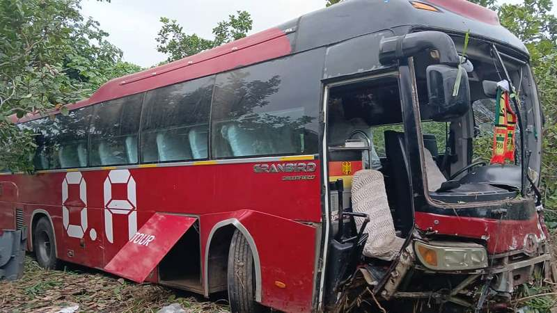 Head-on collision on Berekum-Sunyani road leaves 2 dead
