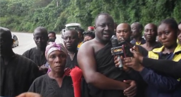 Traditional leaders in Kwahu cleanse Odweanoma Mountain to reduce rising road crashes