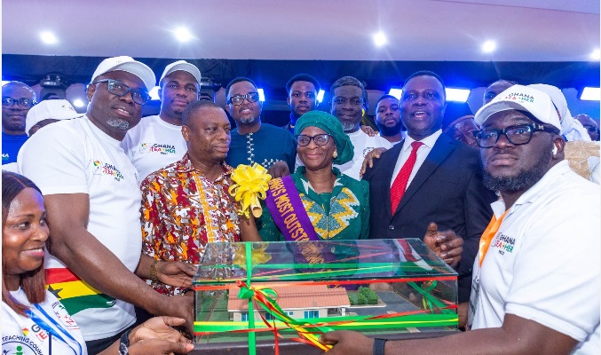 Fuseina Fuseini crowned Ghana’s Most Outstanding Teacher for 2024