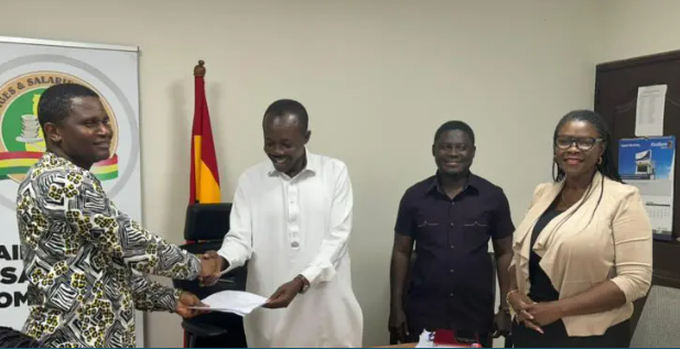 Public services workers union secures agreement with government on improved conditions of service