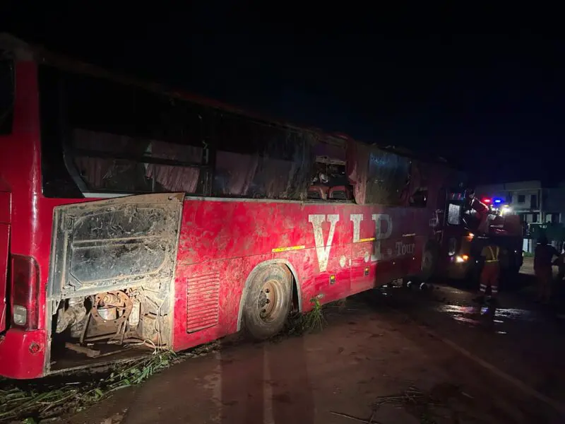 13 including a child dead in ghastly accident on Kumasi-Obuasi Highway