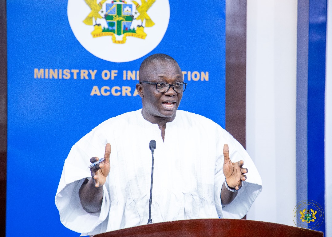 800,000 farmers in eight regions to receive food grants starting October 10