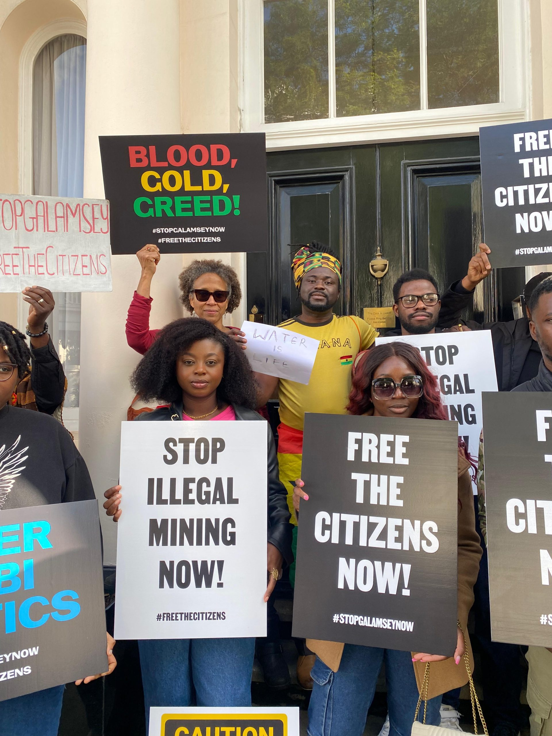 Ghanaians based in the UK also stage an anti-galamsey protest