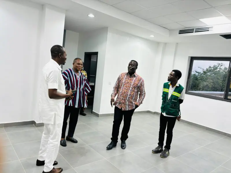 Minister urges FWSC staff to uphold quality service amid new facility