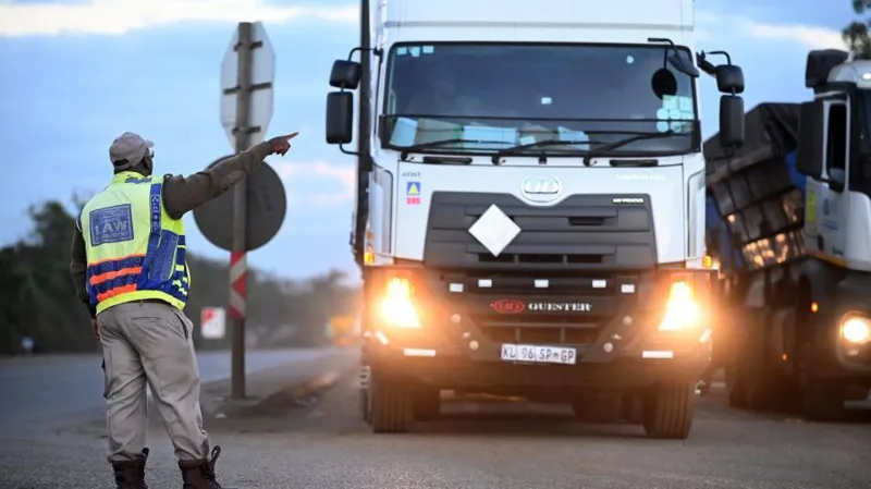 South Africa’s busiest border crossings with Mozambique closed due to post-electoral protests
