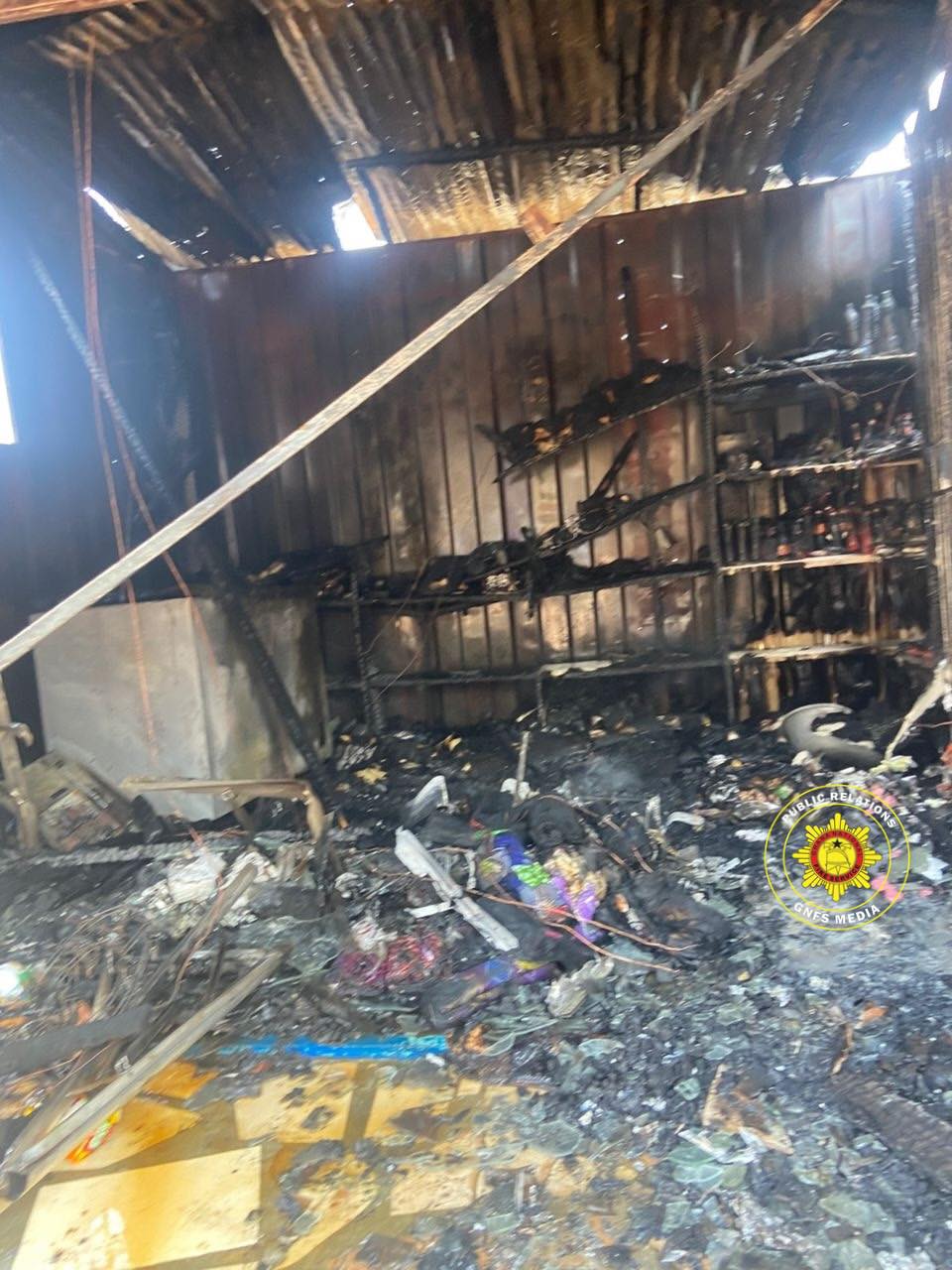 4 metal containers destroyed in fire incident at Santa Maria