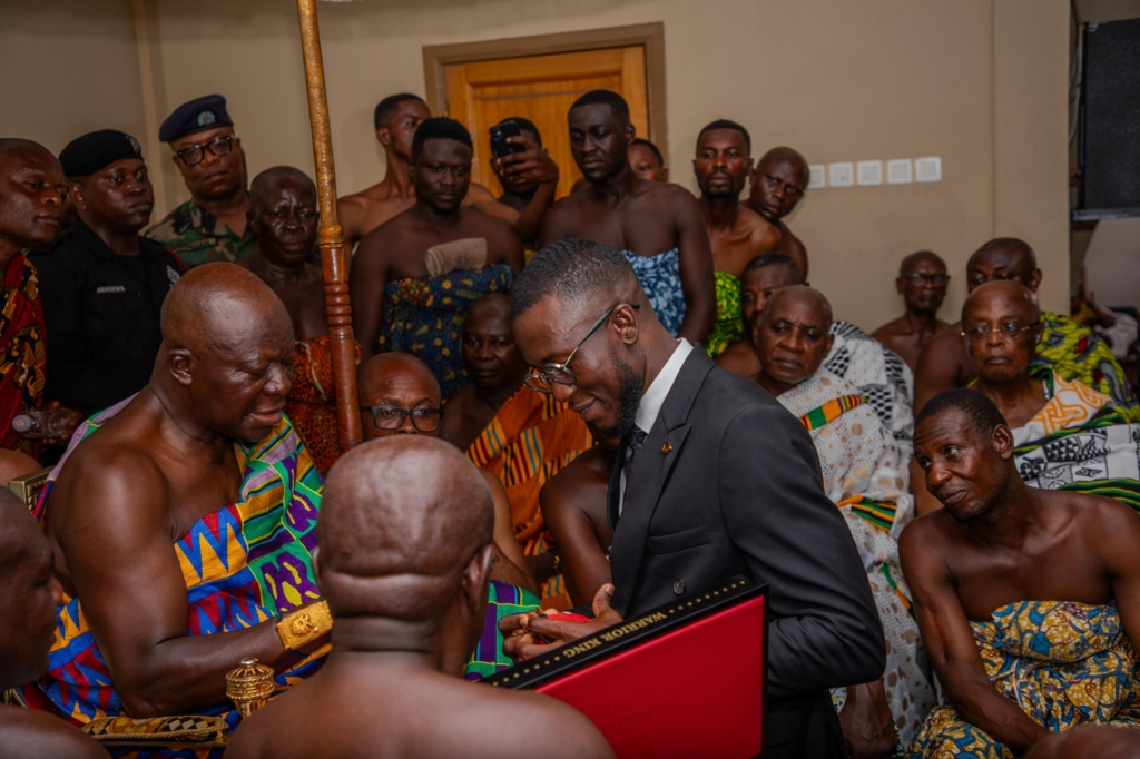 Otumfuo endorses Warrior King for crafting world-class products