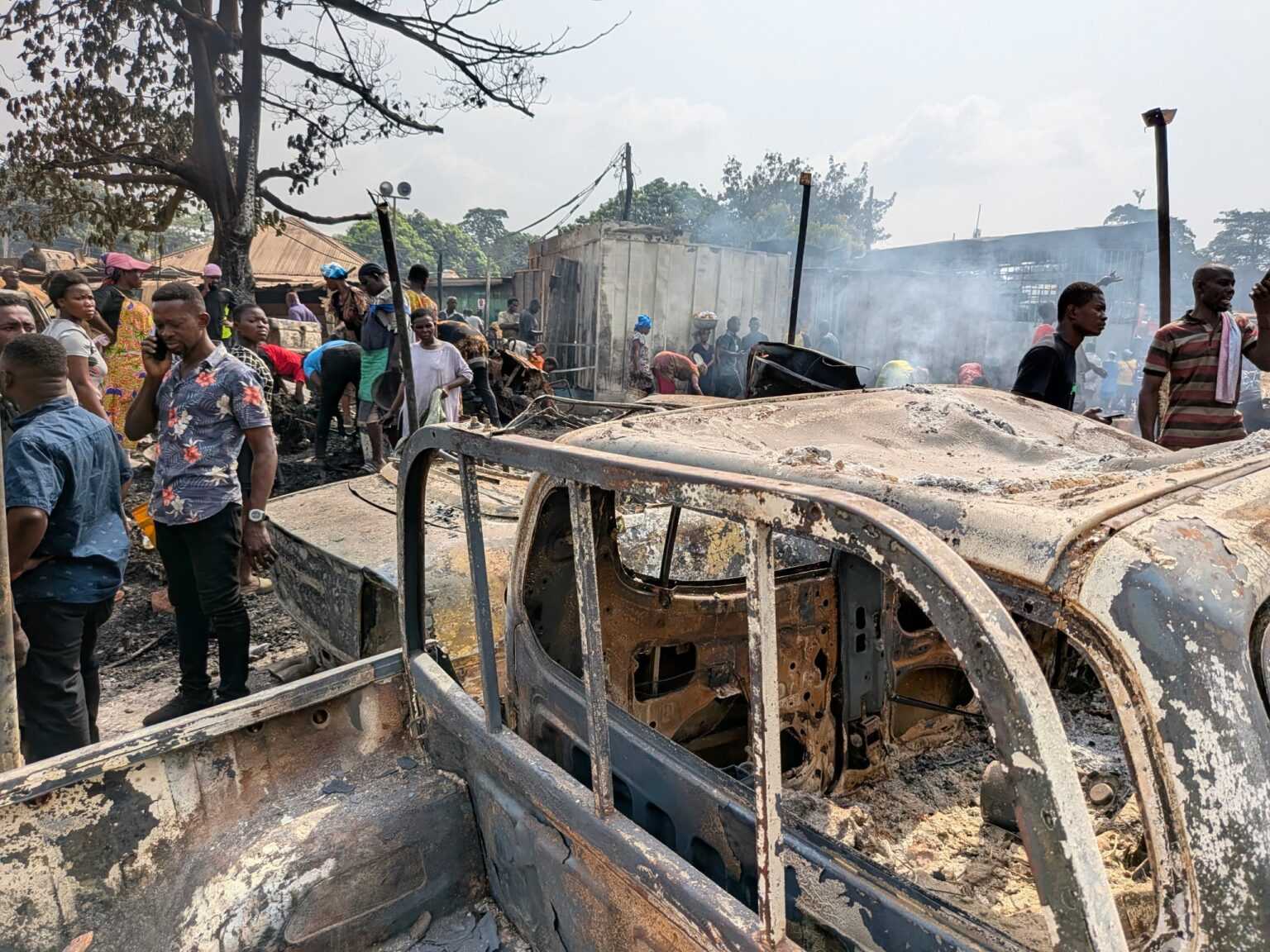 Ashanti Region: 25 shops, 34 vehicles at workshop in Suame Magazine reduced to ashes