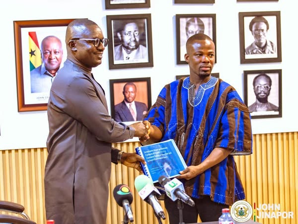 ECG Committee report submitted to Energy Minister