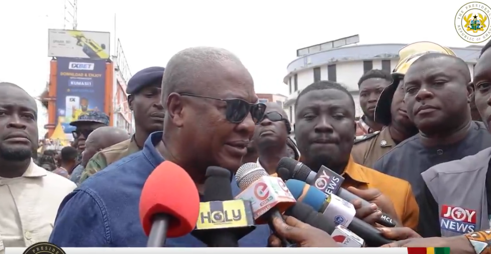 Stop using gas cylinders for cooking in markets – Mahama to traders