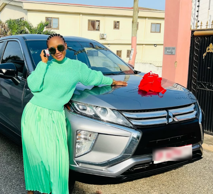 Akuapem Poloo flaunts brand-new SUV as push gift after welcoming baby girl