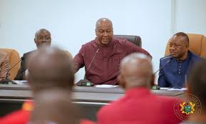 Govt halts contract positions for retired public servants