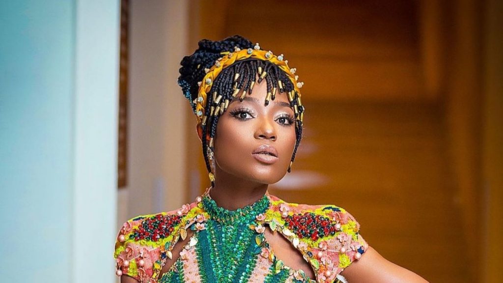“Agradaa will scam you again” – Efya tells church members jubilating her return from prison