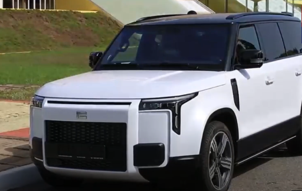 President Mahama’s gifted electric vehicles handed to the state to promote green energy