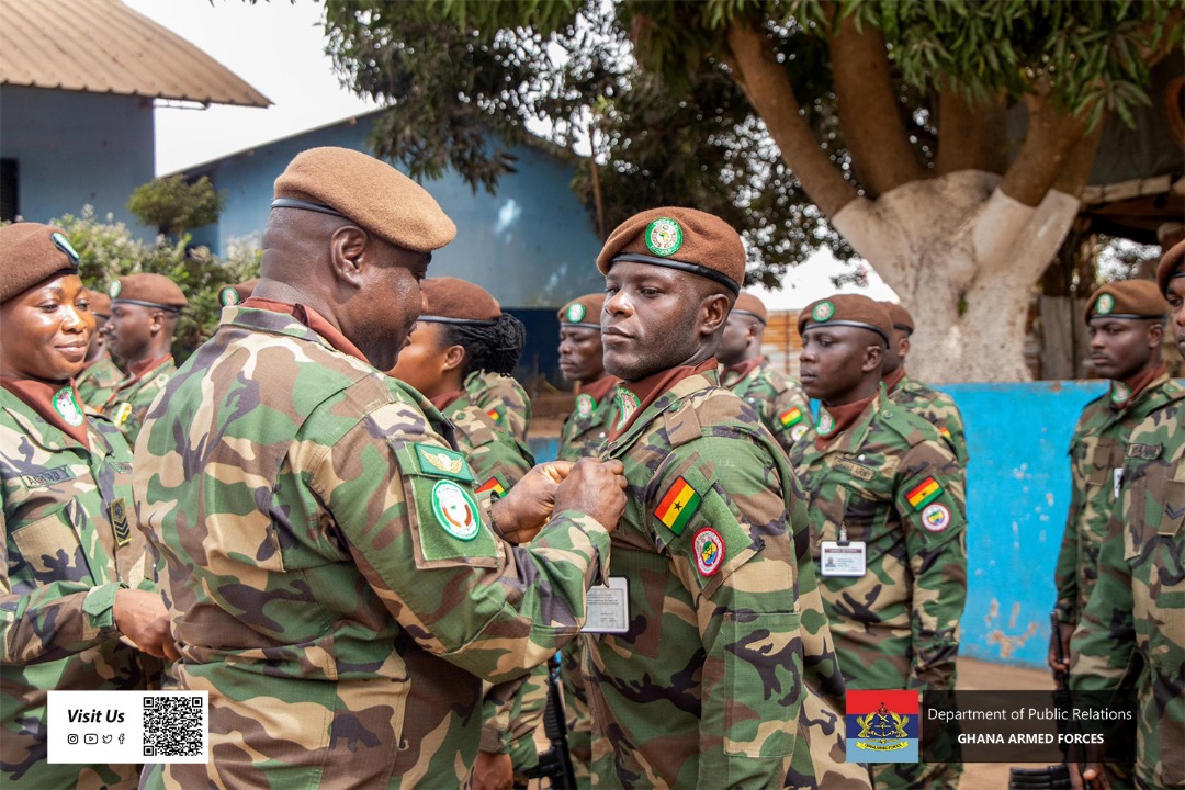 ESSMGB decorates Ghanaian, Nigerian and Senegalese contingents with medals