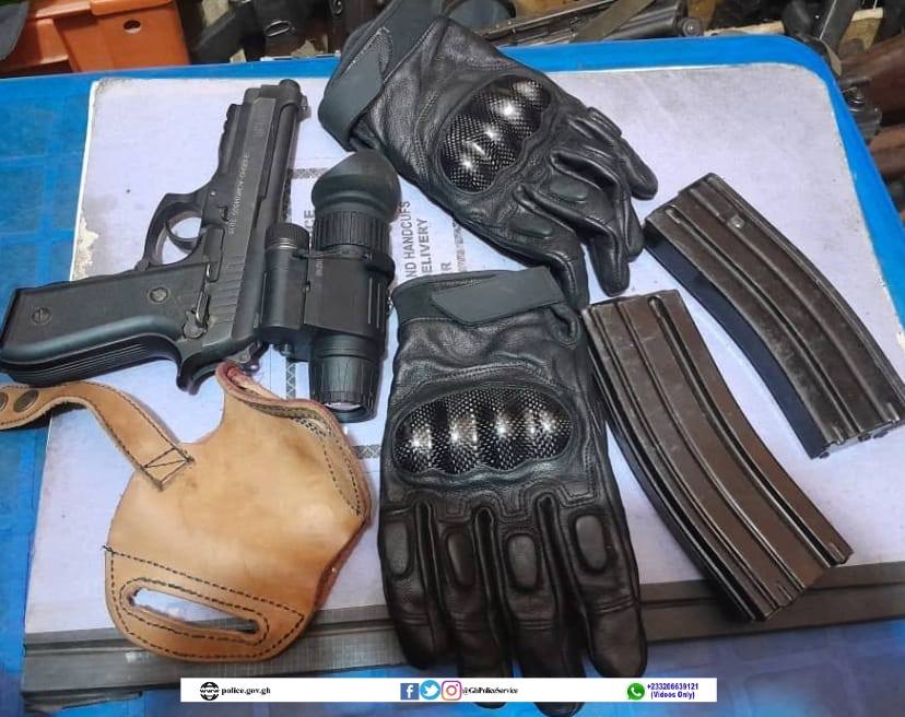2 arrested for stealing Immigration Officer’s pistol, ammunition