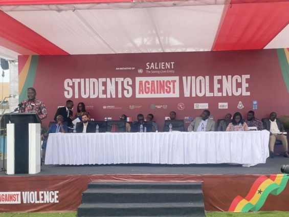 Expose students wielding weapons in schools – GES urges students