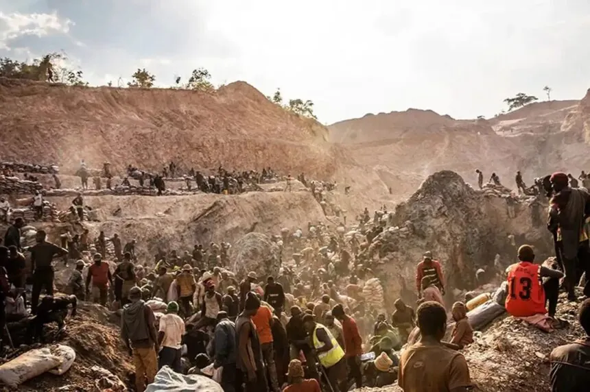 Collapsed bridge at DRC cobalt mine kills 32